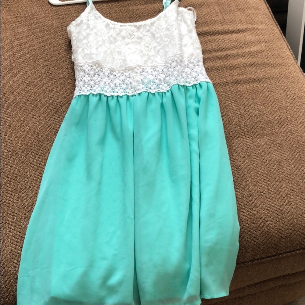 Very pretty summer dress
